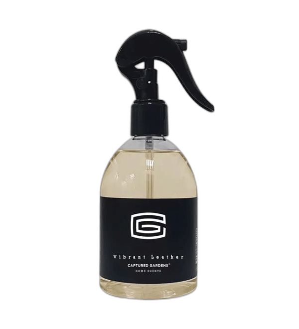 Home fragrance spray of Captured gardens Vibrant leather